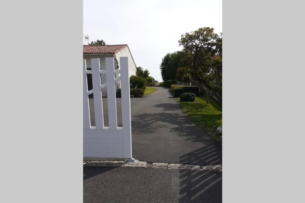 Le Logis De Chantal En Pays Royannais Arvert Esterno foto